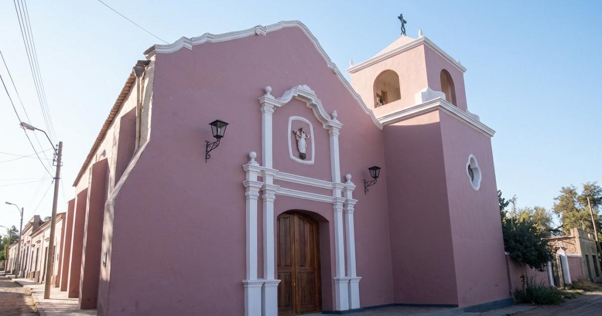 Robaron reflectores LED de una parroquia de Quimilí