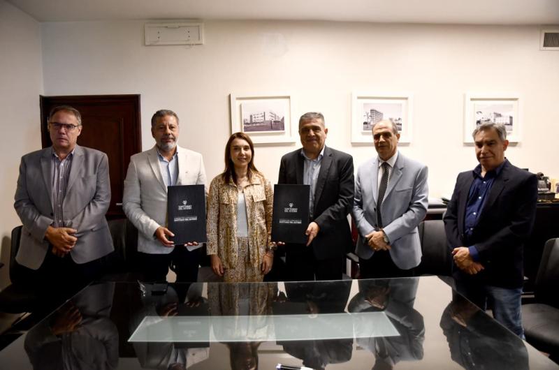 Educacioacuten y Obras Puacuteblicas avanzan en el desarrollo de prototipos de escuelas en la provincia