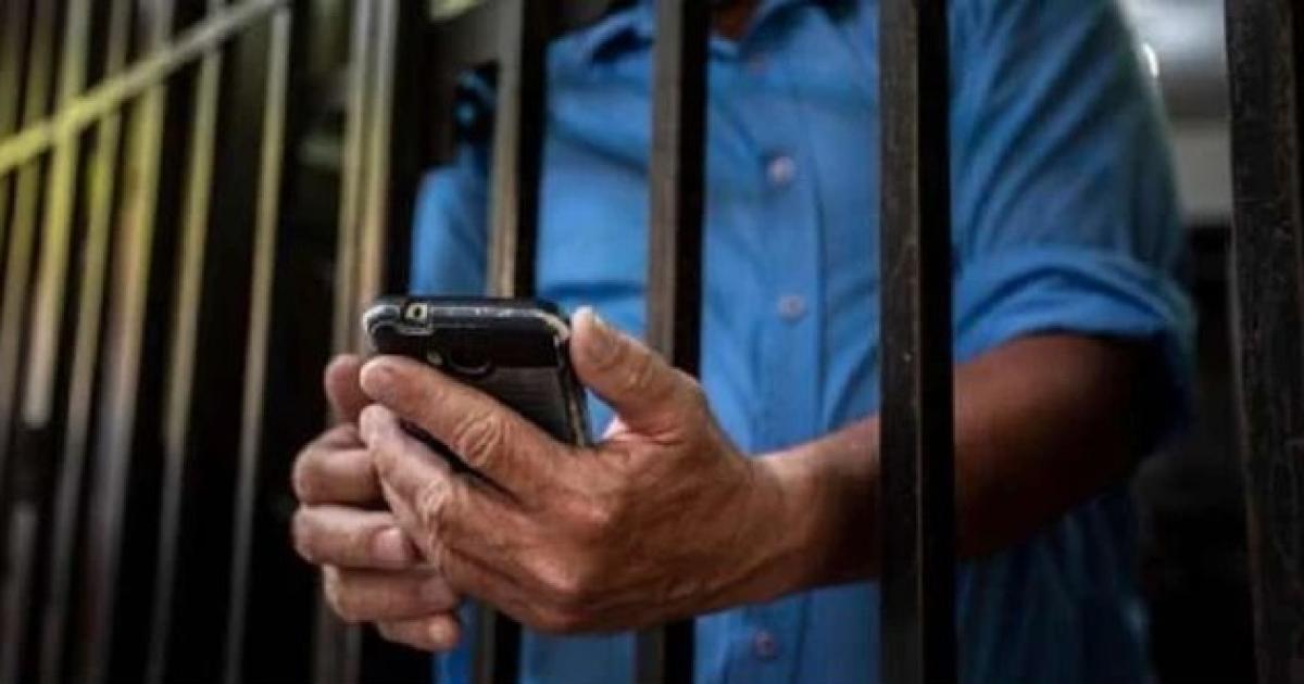 Reforma penitenciaria- buscan prohibir celulares y cobrar la estadiacutea a los presos