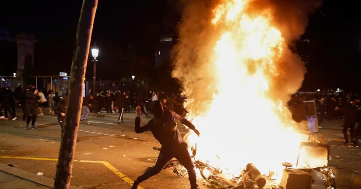 Los disturbios en Barcelona terminaron con decenas de detenidos