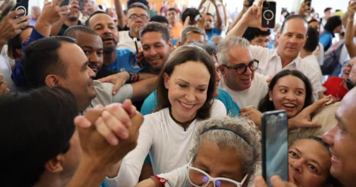 Mariacutea Corina Machado volvioacute a Venezuela tras casi un antildeo de exilio en el exterior