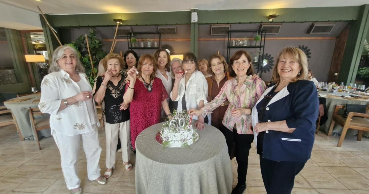 EX ALUMNAS DEL COLEGIO BELEacuteN ESTUVIERON DE FESTEJO