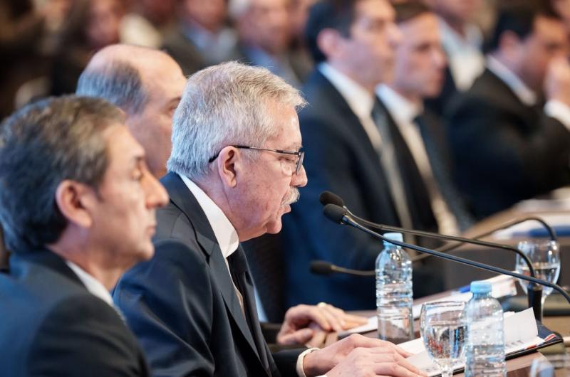 El gobernador Eliacuteas Suaacuterez anuncioacute un vasto plan de obras clave para el desarrollo 