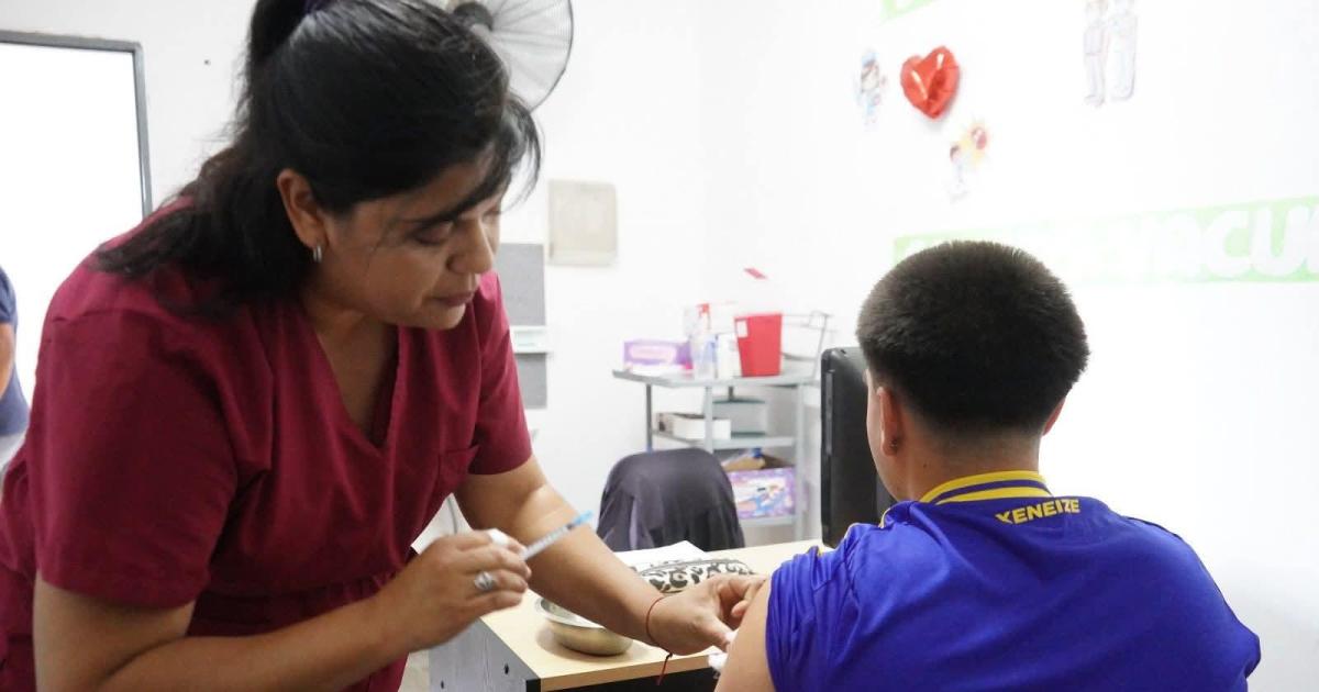 Refuerzan campantildea de prevencioacute y vacunacioacuten contra el dengue