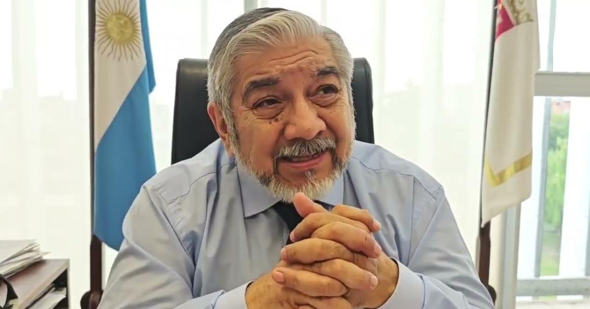 Humberto SantillÃn Foto de archivo