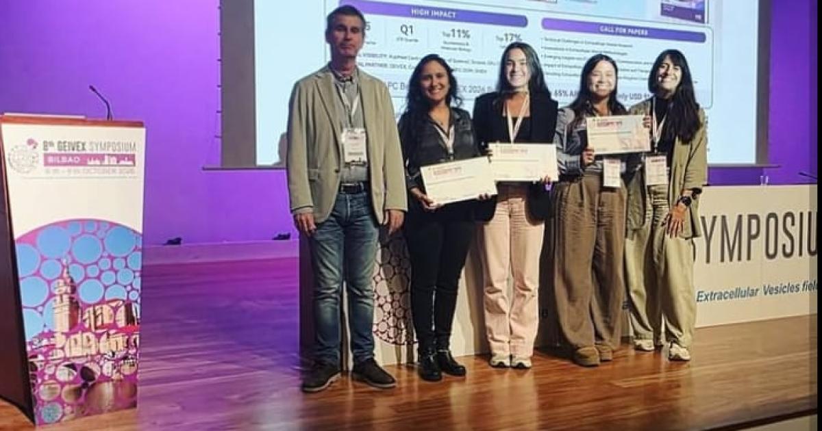 Una investigadora santiaguentildea fue premiada en Espantildea por un estudio para detectar la esclerosis muacuteltiple