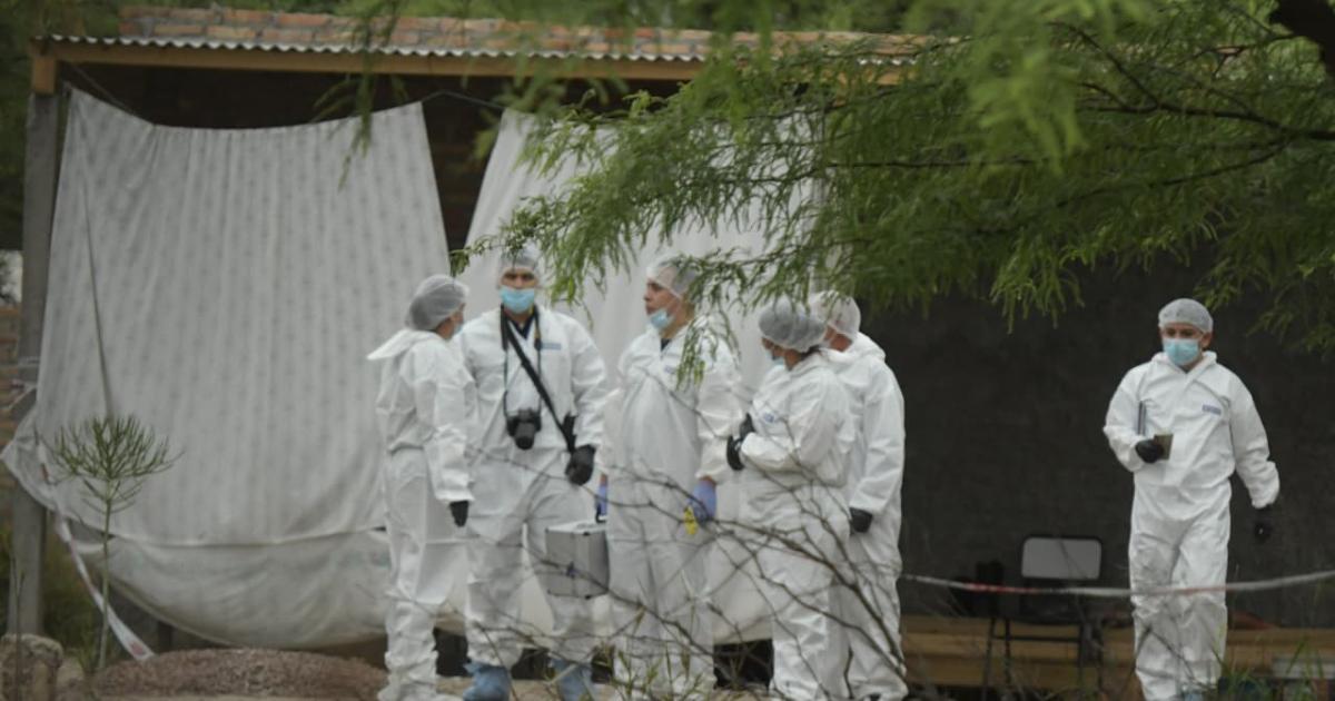 Asesinoacute a su pareja a puntildealadas enceguecido por los celos y diaacutelogos de WhatsApp