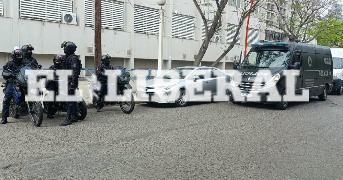 Importante despliegue de efectivos en la zona (Foto El Liberal)