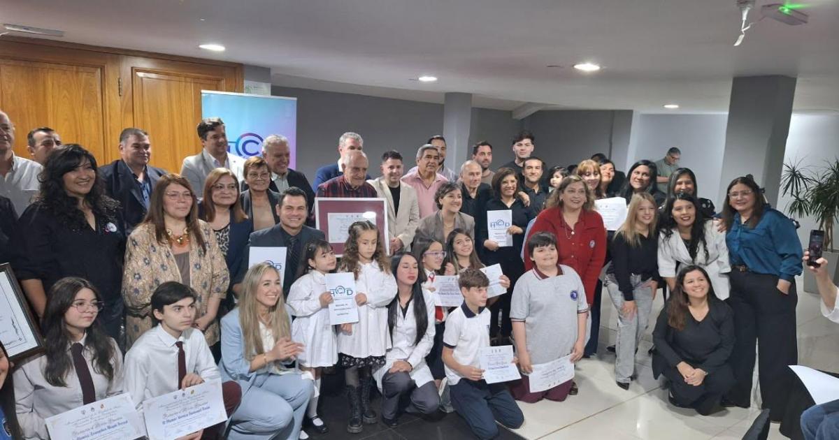 El Concejo de Friacuteas entregoacute distinciones a instituciones y vecinos