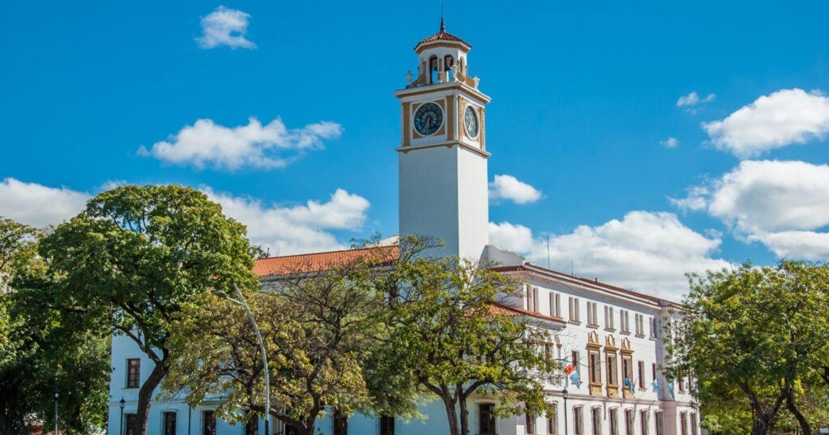 Santiago del Estero con cuentas ordenadas controladas y equilibrio presupuestario