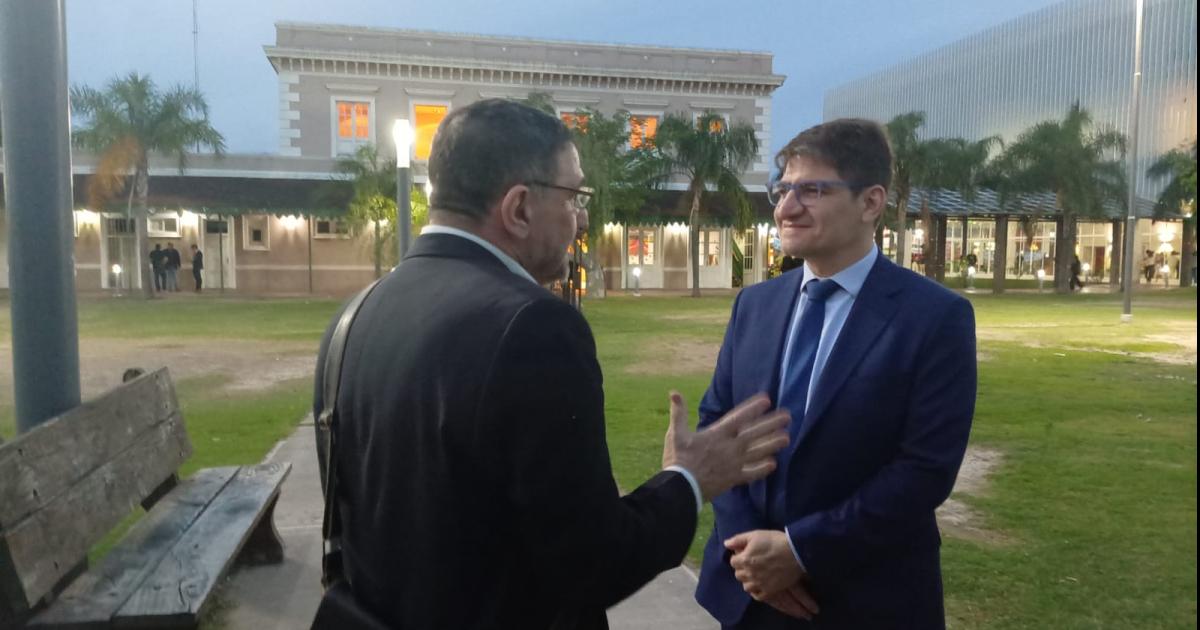 Alejandro ParnÃs en diÃlogo con EL LIBERAL tras asumir como concejal