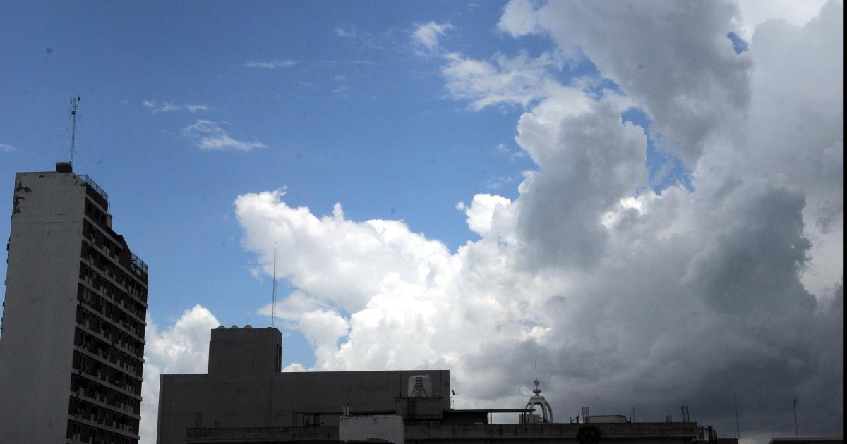 Tiempo en Santiago del Estero- viernes caacutelido con 30degC de maacutexima y posibles tormentas para el fin de semana