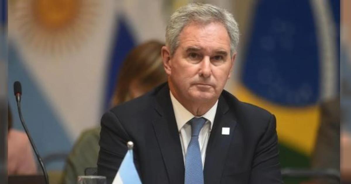 El Gobierno desmintioacute reclamos de Brasil por la salida de Flaacutevio Bolsonaro y la Justicia define dos causas
