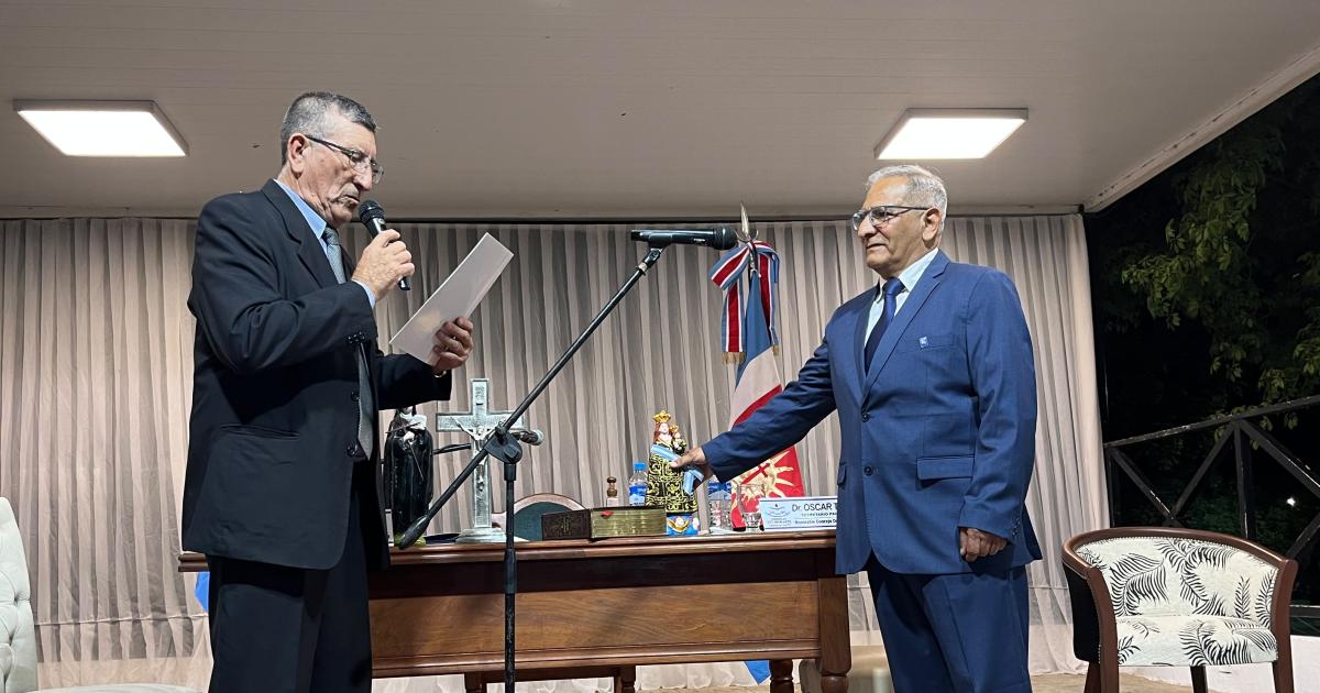Ramoacuten Rosa Gonzaacutelez asumioacute su tercer mandato como intendente de Loreto y anuncioacute un ambicioso plan de obras