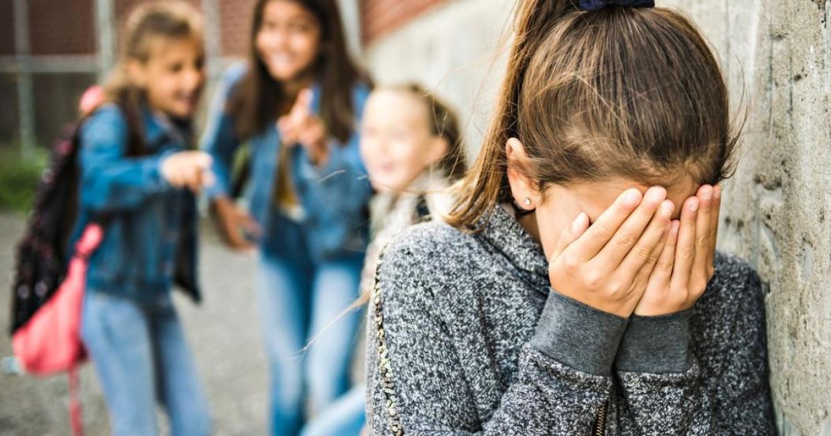 La psicopedagogiacutea y el bullying como problemaacutetica y desafiacuteo actual