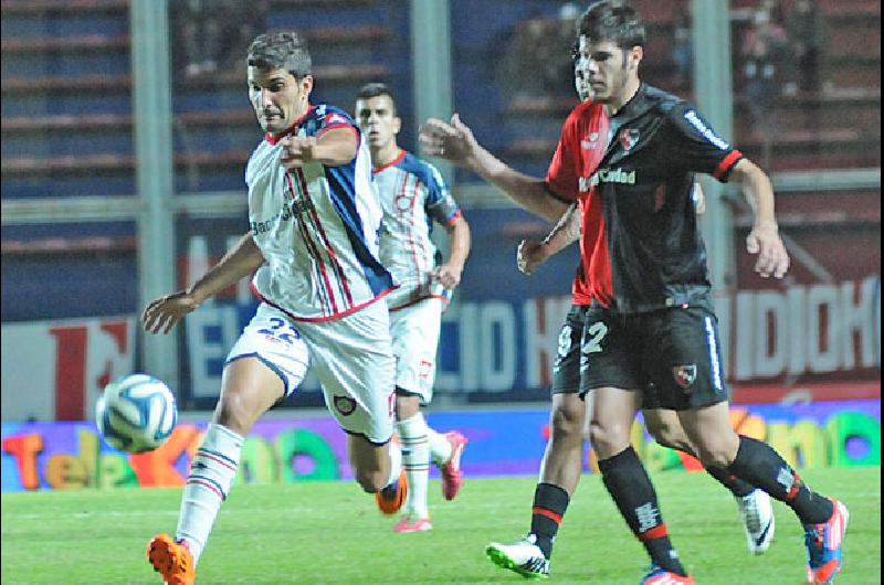 San Lorenzo no pudo con Newell's y se aleja de la cima - El equipo de ...
