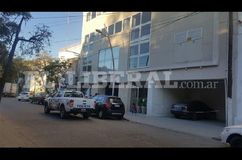 Una mujer cayó por el hueco de un ascensor y murió en el acto - El ...