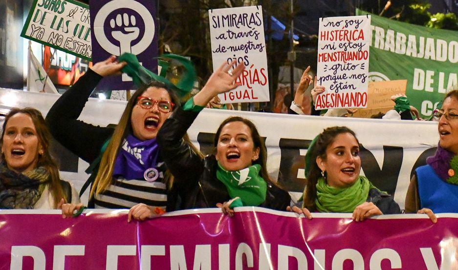 Miles de mujeres se movilizaron en todo el país para reclamar “Ni Una ...