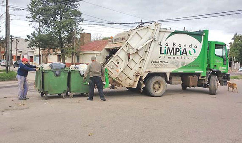 Operativos de limpieza y fumigación en una decena de barrios - Personal ...