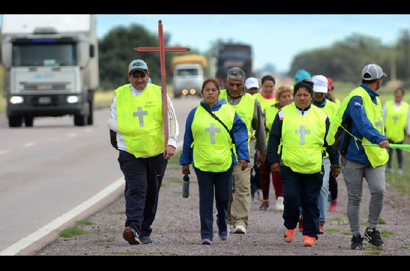 Piden precaución en la ruta 34 por la presencia de peregrinos a Mailín ...