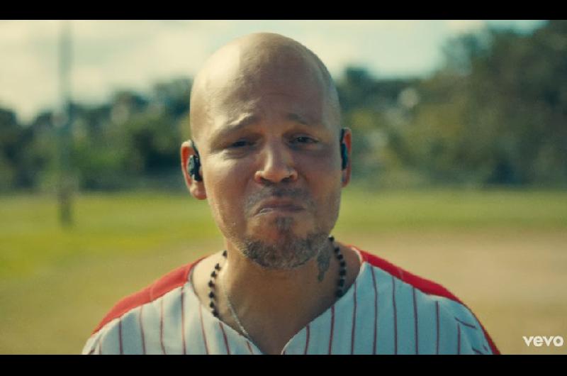 Cancion Rene Residente presentó su video “René”, fue tendencia en las redes y superó ...