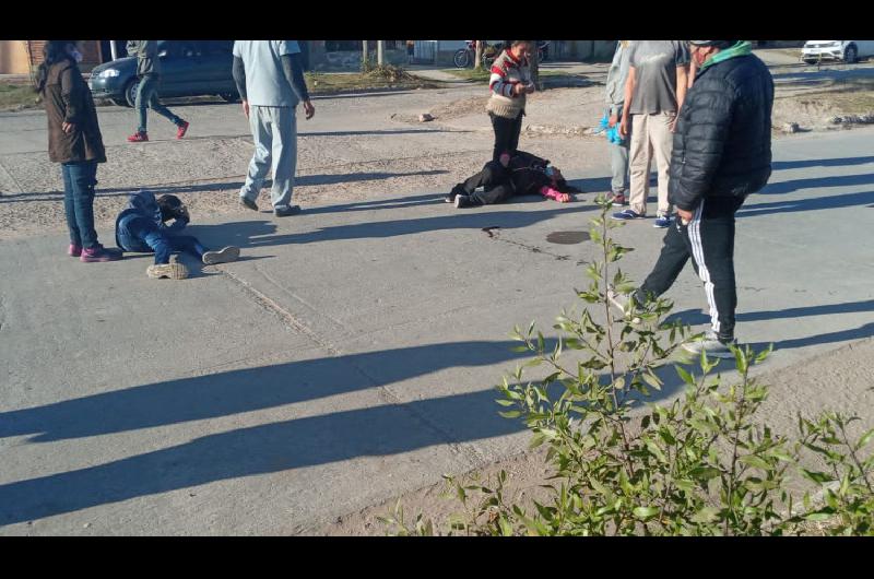 Añatuya: un joven quiso cruzar la calle y fue embestido por una moto ...