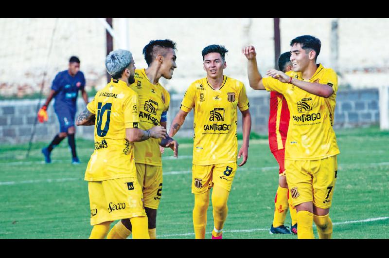 Arranque a puro gol la Liga Santiagueña tuvo un estreno con muchas