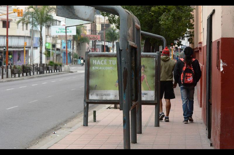 No hubo acuerdo: la UTA ratifica el paro de colectivos por 72 horas en ...