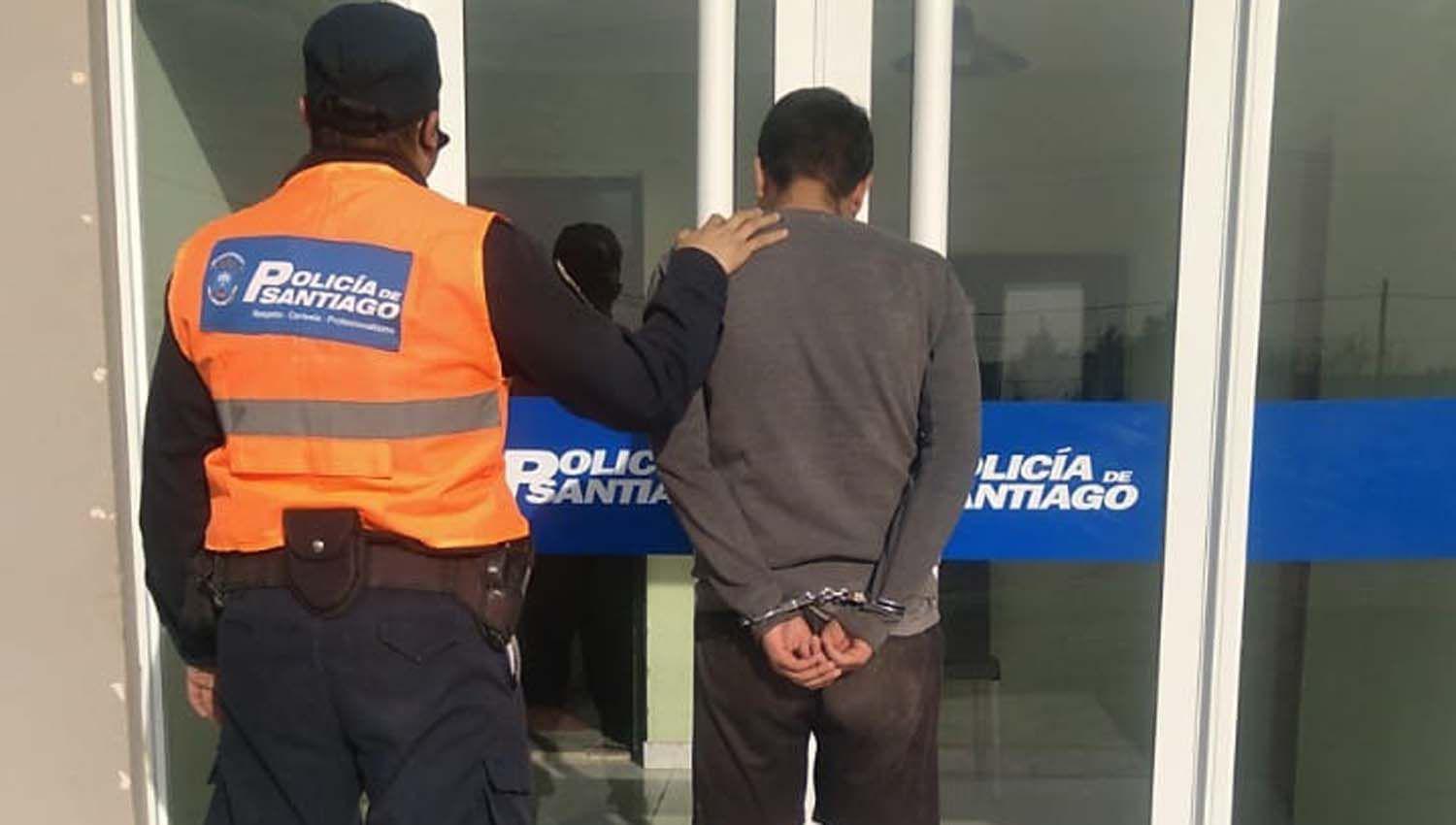 Detienen a un joven acusado por abuso sexual, en perjuicio de un menor ...