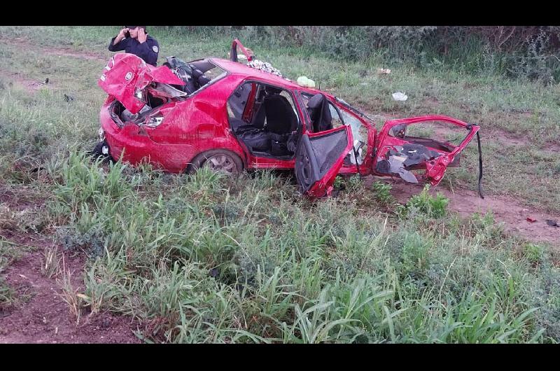 Choque frontal entre un colectivo y un auto se cobró la vida de tres ...