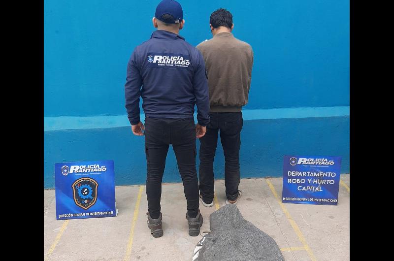 Cayó un joven luego de entrar a robar en un comercio en pleno centro ...
