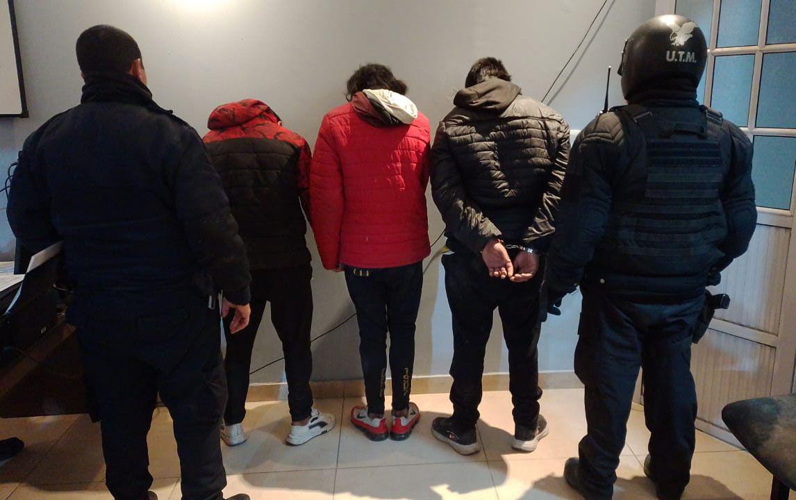 Adolescentes, de entre 13 y 15 años, se enfrentaron a tiros con la ...