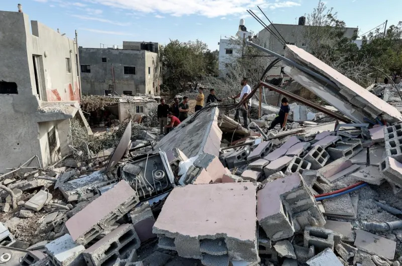 Ya son más de 8.500 los palestinos muertos - TRAGEDIA Por bombardeos ...