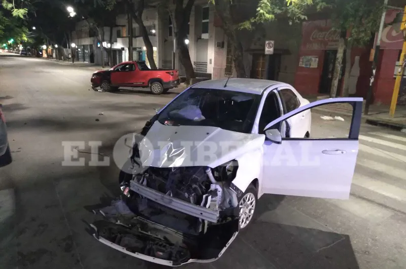 Impactante choque alteró la calma de vecinos del barrio Centro - El ...