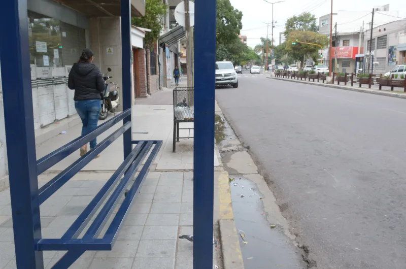 El paro de colectivos coincidirá con la vuelta de los docentes a las ...