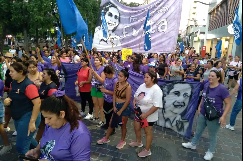 Santiago del Estero marcha en conmemoración del Día de la Mujer ...