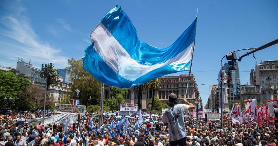 Habrá marcha de la CGT el próximo 1 de mayo, Día del Trabajador - Pocos ...