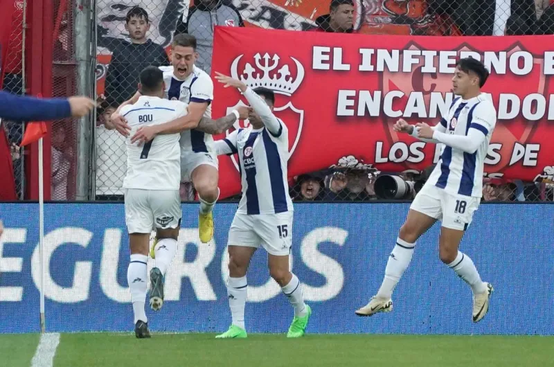 Talleres dio el golpe y goleó a Independiente - Girotti, Portillo y ...