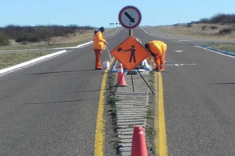 Denuncian el abandono de las rutas nacionales por parte del Gobierno de ...