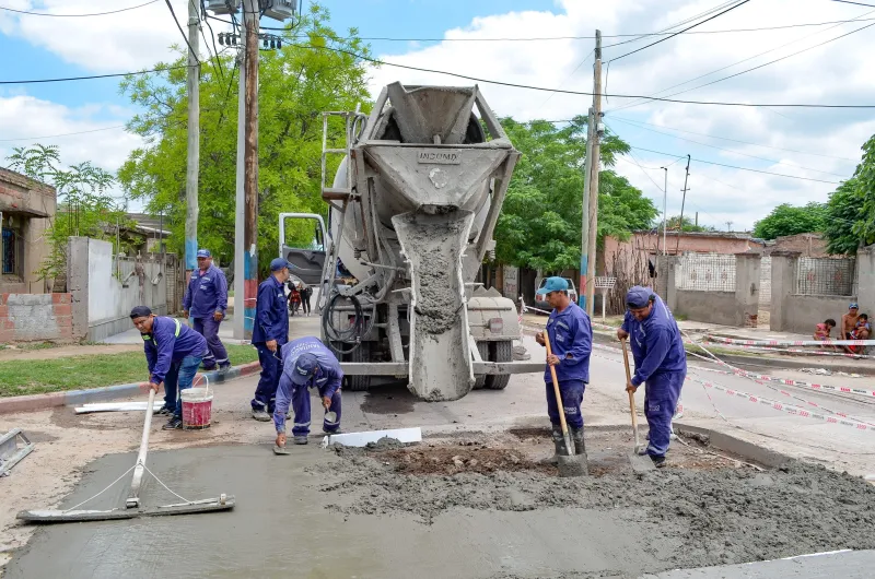 Obras Públicas de la Municipalidad trabajó en la reparación de calle ...
