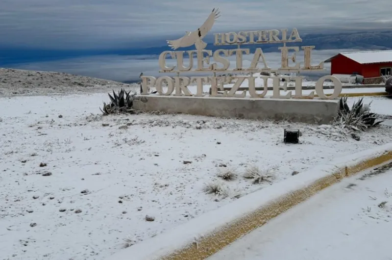 VIDEOS | Un manto blanco cubrió por completo la Cuesta de El Portezuelo ...