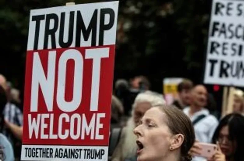 Protestas masivas en Escocia contra la visita de Trump - ORDEN. Se ...