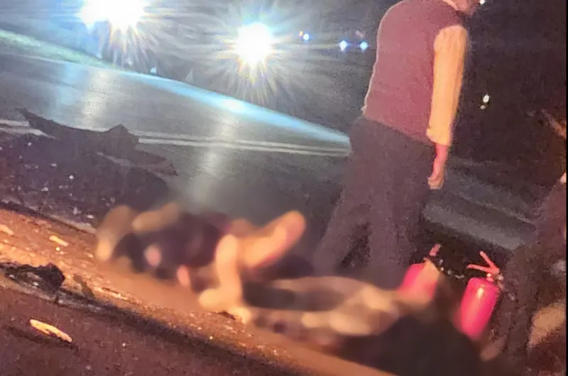 Un muerto y dos heridos graves en accidente de colectivo y automóvil ...
