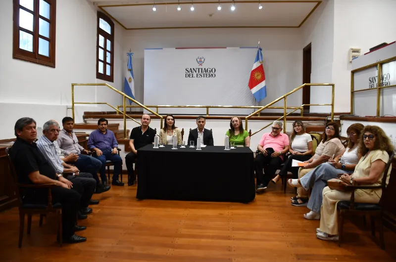 Gobierno y gremios docentes trataron la pauta salarial 2026 ...