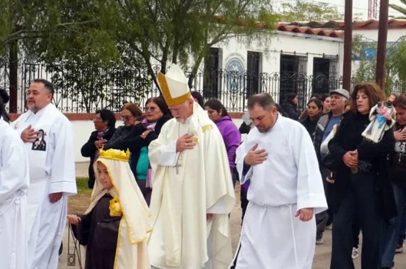 Pinto celebró a la Virgen del Carmen junto a las autoridades y el Arzobispo Bokalic
