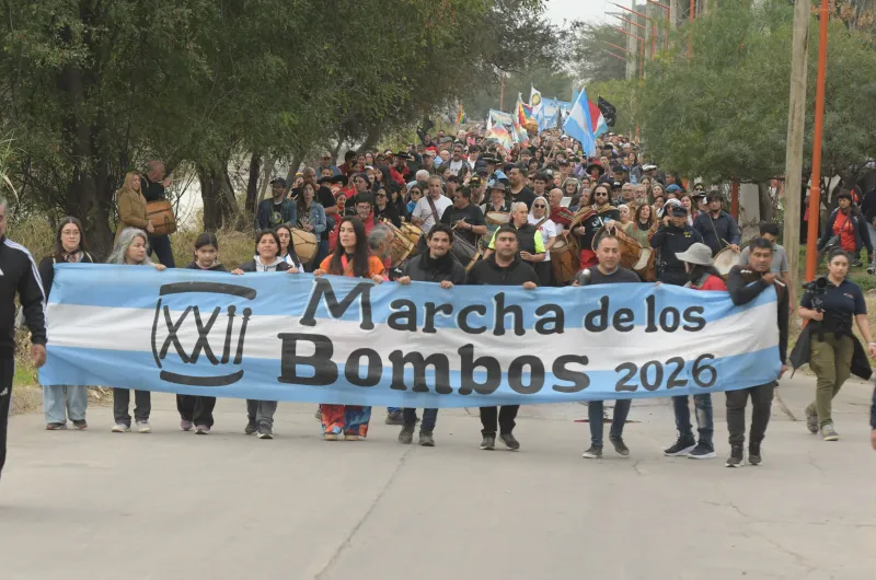 La 24ª Marcha de los Bombos ratificó su convocatoria