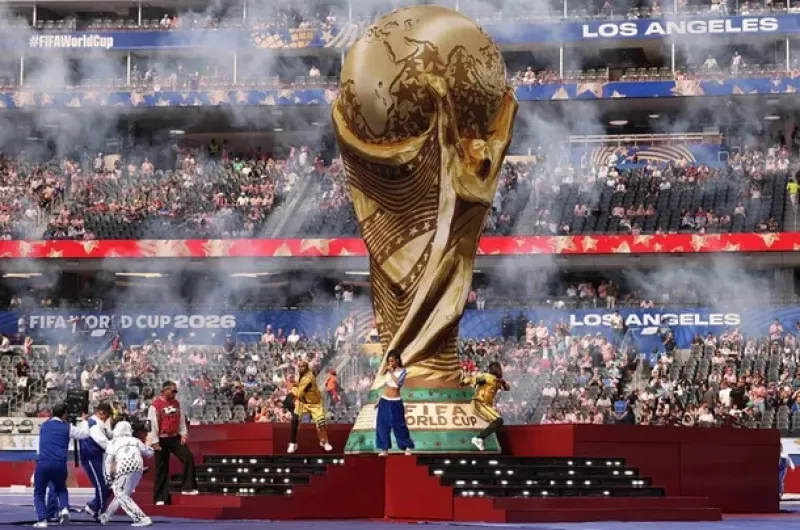Quiénes cantan en el entretiempo de la final del Mundial 2026 y cuánto durará el show