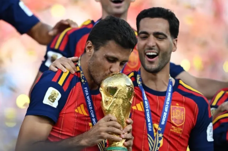 España, un merecido campeón en una final donde ganó el fútbol