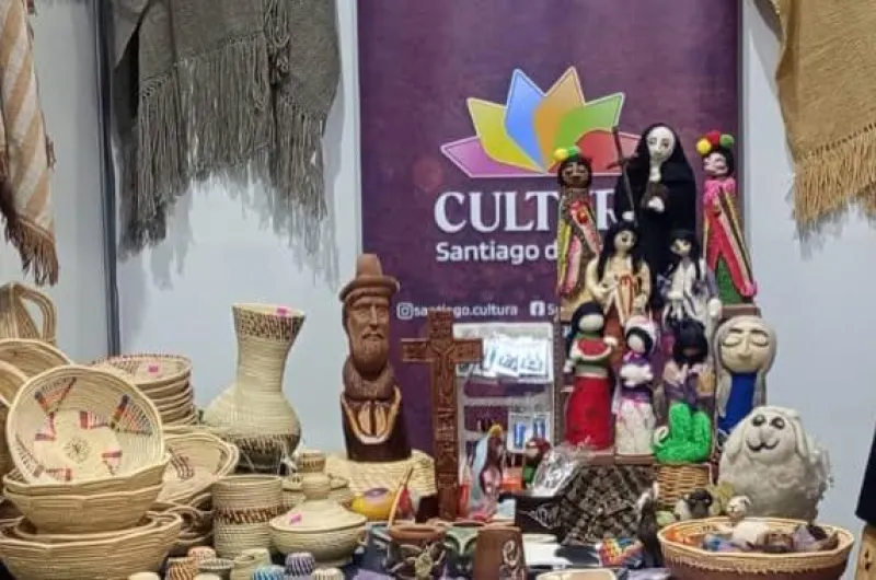 Artesanos de  Santiago del Estero exponen en la 55ª Fiesta Nacional e Internacional del Poncho 2026