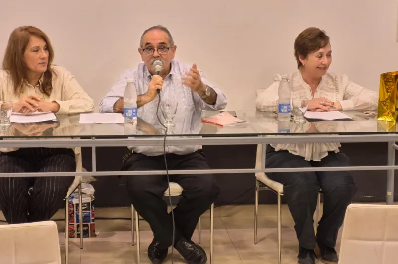Presentaron el libro "Sule, cuando el color es dolor"